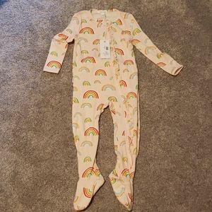 NWT Angel Dear Rainbow Ruffle Footie 12-18 mo